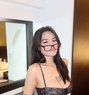 Chloe Party Girl - puta in New Delhi Photo 10 of 12