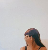 Chloe - puta in Bangalore