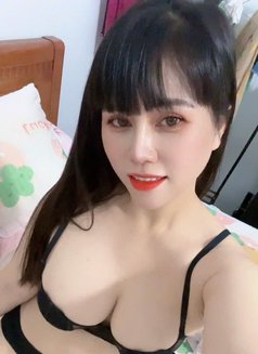 Chloe - escort in İstanbul Photo 4 of 6