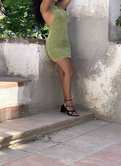 Chloé - escort in Barcelona Photo 2 of 3