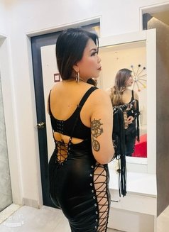 Chloe, Roleplay queen-mild dom - escort in Mumbai Photo 3 of 13