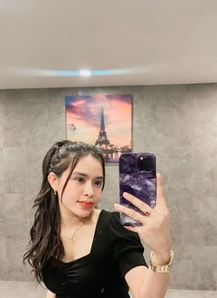 Chloee - puta in Batam Photo 5 of 7