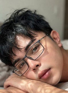 Chlowey - Male escort in Jeddah Photo 13 of 18