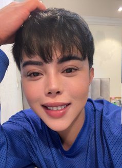 Chlowey - Male escort in Jeddah Photo 18 of 18