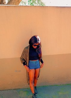 Cho Clit - puta in Johannesburg Photo 13 of 15