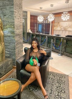 Chocoberryy - escort in Abidjan Photo 5 of 6