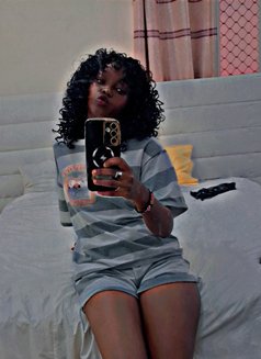 Chocok - escort in Muscat Photo 9 of 9