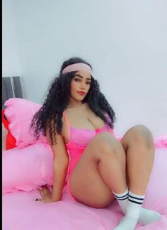 Chocolate - escort in Riyadh Photo 1 of 14