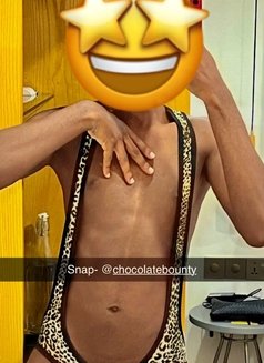 Chocolatebunny 1 - Male escort in Dubai Photo 6 of 6