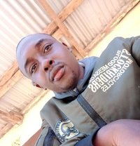 Chomba Dennis - Acompañantes masculino in Nairobi