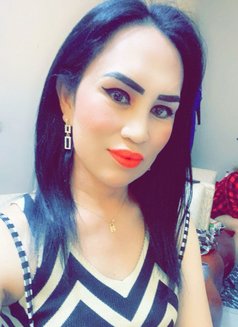 Choseme - Transsexual escort in Ajmān Photo 12 of 16