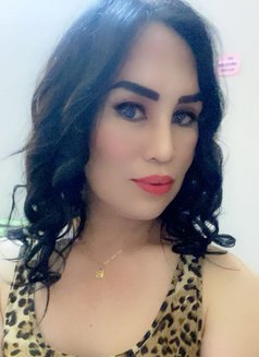 Choseme - Transsexual escort in Ajmān Photo 13 of 16