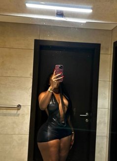 Chosen - escort in Singapore Photo 4 of 4