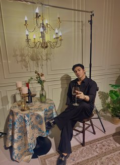 Chris Alejandro Leon - Male escort in Jakarta Photo 1 of 10