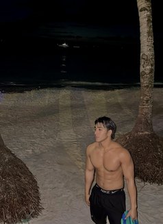 Chris Alejandro Leon - Male escort in Jakarta Photo 6 of 10