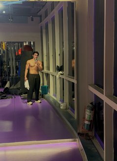Chris Alejandro Leon - Male escort in Jakarta Photo 9 of 10