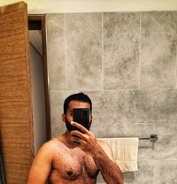 Chris for ladies and couples - Male escort in Muscat