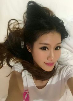 Korea new girl Sanny - escort in Dubai Photo 3 of 5