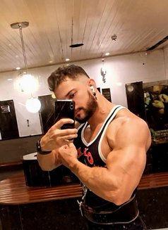 Chris Masseur - masseur in Amsterdam Photo 2 of 5