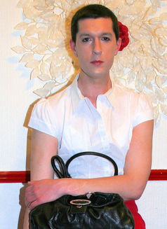 Chris Millett - Transsexual escort in Gillingham Photo 23 of 28