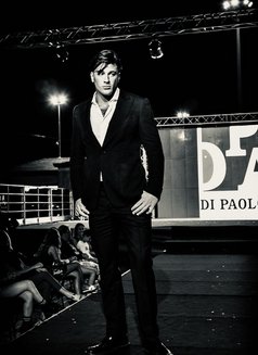 Chris Montana - Acompañantes masculino in Bangkok Photo 2 of 30