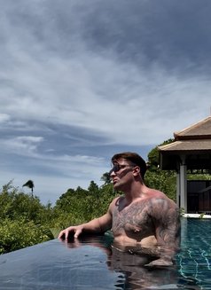 Chris Montana - Acompañantes masculino in Bangkok Photo 6 of 30