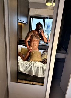 Chris Montana - Acompañantes masculino in Bangkok Photo 17 of 30