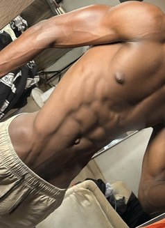 Chris - Male escort in Tangier Photo 1 of 5