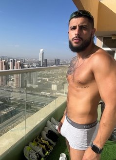 Chrislatinboy - Male escort in Dubai Photo 1 of 7