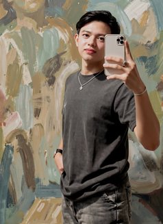 Christ Young Hyper Boy - Male escort in Jakarta Photo 5 of 11