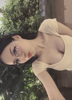 Christelle - Transsexual escort in Makati City Photo 2 of 4