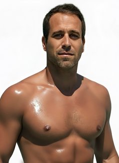 Christian - Male escort in London Photo 1 of 11