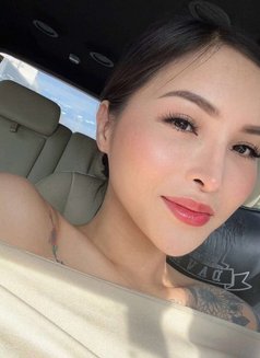 Christina - escort in Mumbai Photo 5 of 8