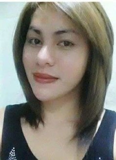 Shania - Transsexual companion in Makati City Photo 2 of 6