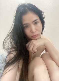 Christina Little Bunny Sexy - puta in Abu Dhabi Photo 1 of 4