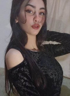 Christina Sexy - puta in Beirut Photo 8 of 10