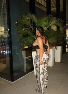 Christine - escort in Conakry Photo 2 of 3