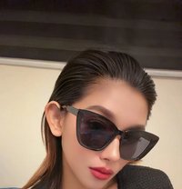CHRISTINE - escort in Manila