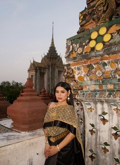 Christine full service - escort in Manila Photo 22 of 25