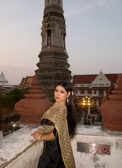 Christine full service - escort in Manila Photo 23 of 25