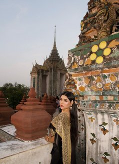 Christine full service - escort in Manila Photo 24 of 25