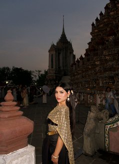 Christine full service - escort in Manila Photo 25 of 25