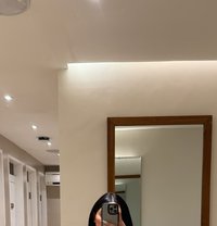 Christine full service - escort in Manila