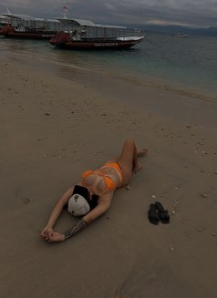 Christine full service - escort in Manila Photo 28 of 29