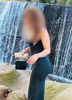Christine Independent Beautiful GFE - puta in Colombo Photo 30 of 30