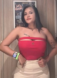Christine, ready and willing to go - escort in Hong Kong Photo 5 of 7