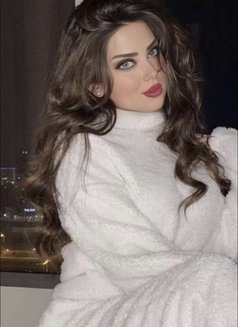 Samar syria - escort in Dubai Photo 1 of 6