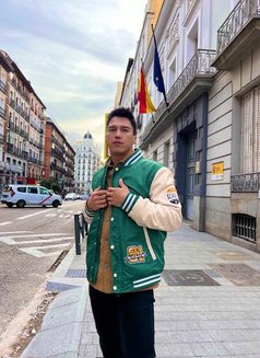 Christopher - Male companion in Nice Photo 10 of 12