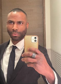 Christopher - Male companion in Milan Photo 17 of 20