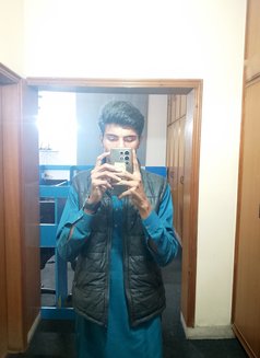 Christopher - Male adult performer in Lahore Photo 1 of 1